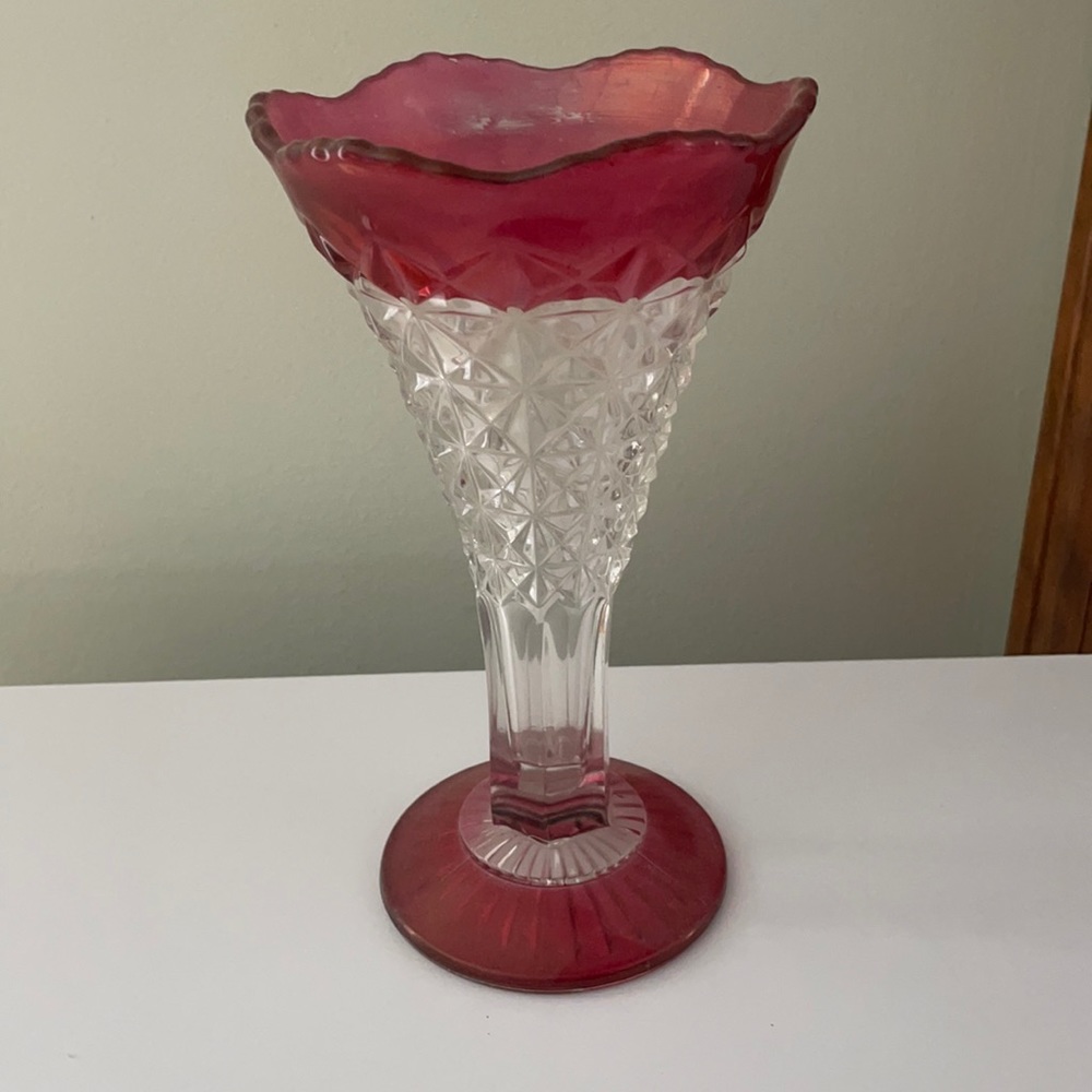 VTG glass vase